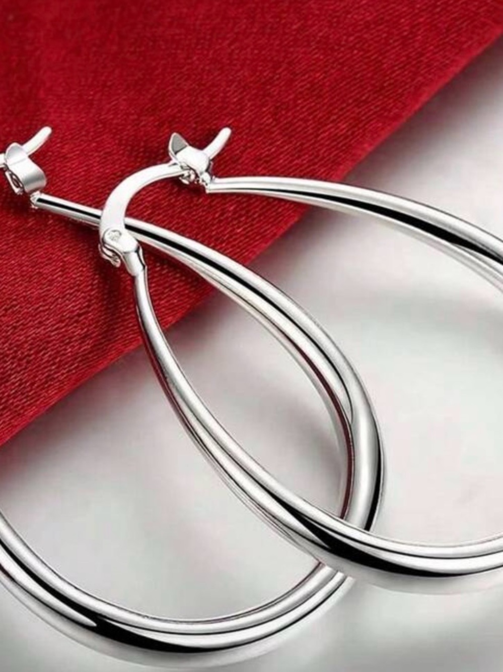 Silver Hoop Earrings – Sleek Women’s Jewelry - Picture 2 of 3